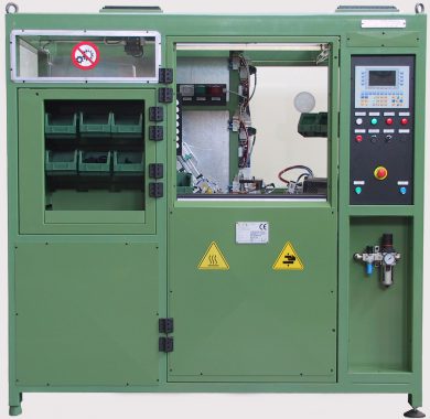 machine for the simultaneous hot-plate welding of 7 components