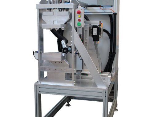 CNC System zum Fräsen/Ausdrehen in einem robotisierten System eingesetzt